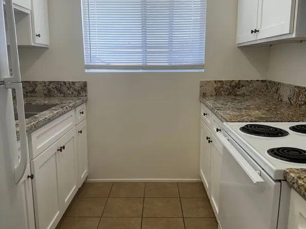 Jackson Apartments, 3660 Jackson St #8, Riverside, CA 92503