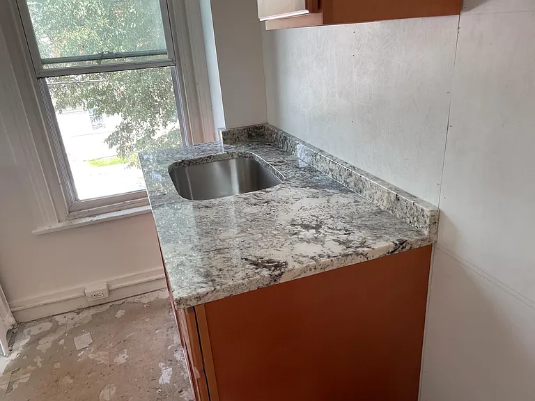 344 Cherry St #2 — Photo 3