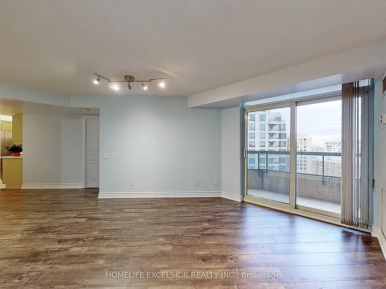 15 Northtown Way #2029 — Photo 5