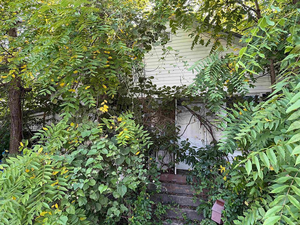1st image of 319 S Madison St
