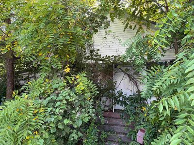 319 S Madison St, Oakland City, IN, 47660