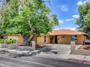 34 Onyx Way, Las Vegas, NV 89106