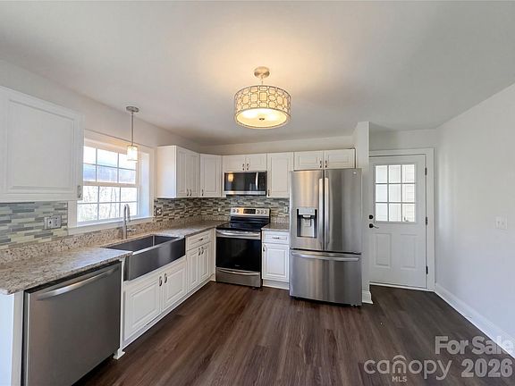 2nd image of 1710 Oak Park Ct