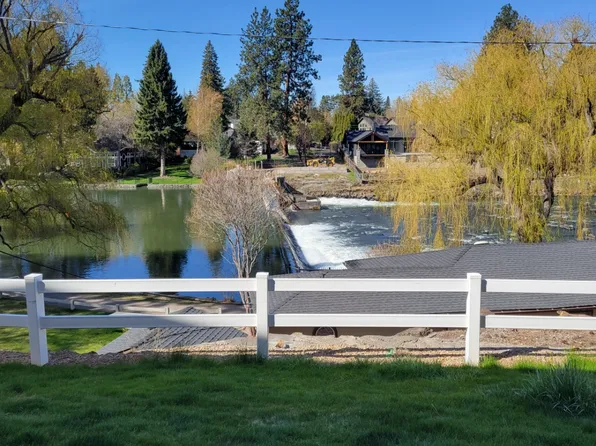 1565 NW Wall St, Bend, OR 97701