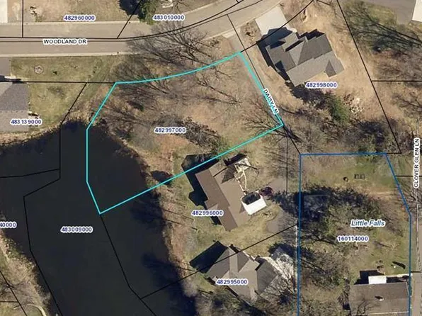 Daisy Ln, Little Falls, MN 56345