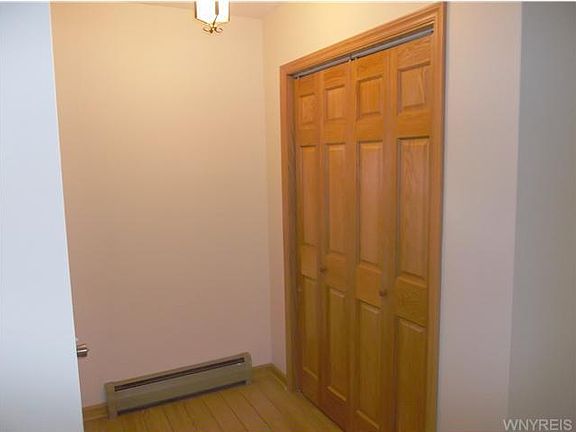 3rd image of 23 Blair Ln