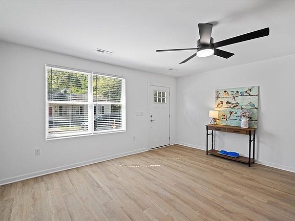 5th image of 312 Union St