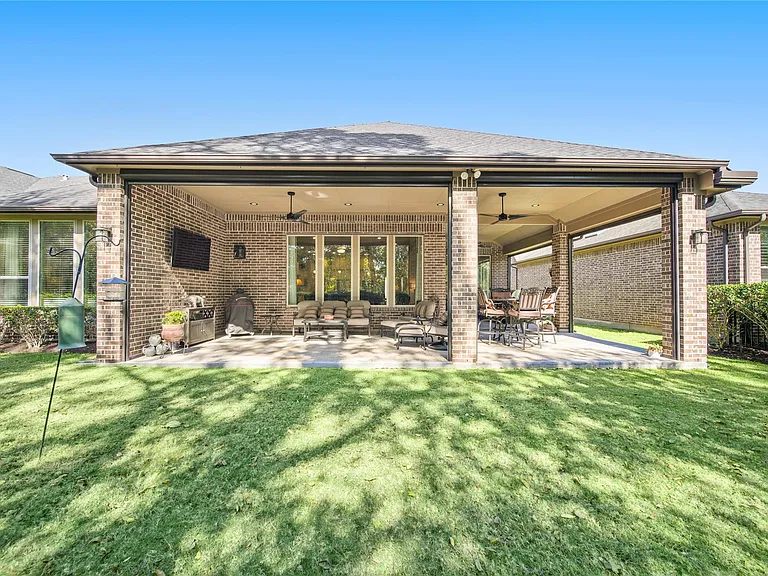 9510 Spring Rose Dr — Photo 30