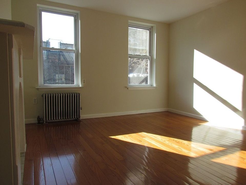 1st image of 244 W 16th St APT 4RE