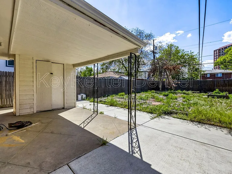 847 Tennyson St — Photo 16