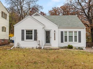 1158 Chautauqua Pkwy, Des Moines, IA 50314