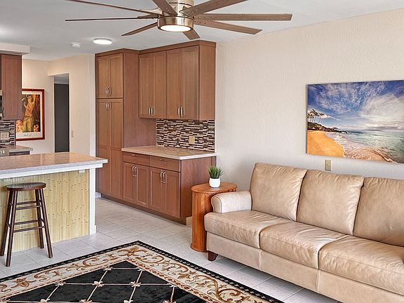 5th image of 75-5865 Walua Rd APT B210
