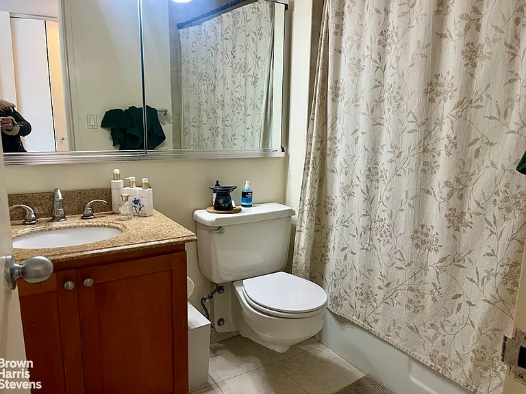 7002 Kennedy Blvd E #26F — Photo 6