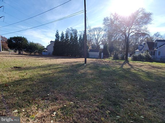 3rd image of 1225 E Atlantic Ave