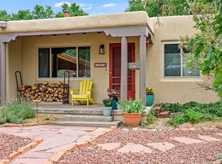 1968 Hopi Rd, Santa Fe, NM 87505