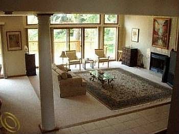 4th image of 30586 Fox Club Dr