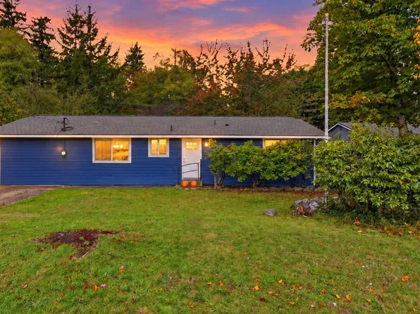 27163 Meadow Circle NE, Kingston, WA 98346