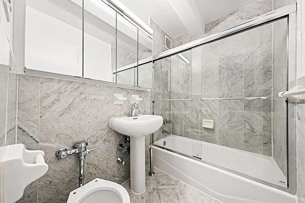 Rented by REAL New York | media 4