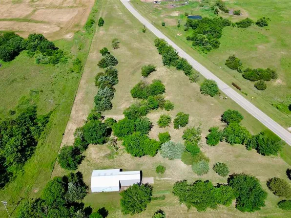 W Highway 64, Morrison, OK 73061
