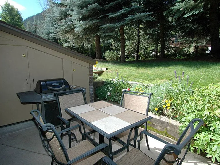 625 S West End St #8 — Photo 15