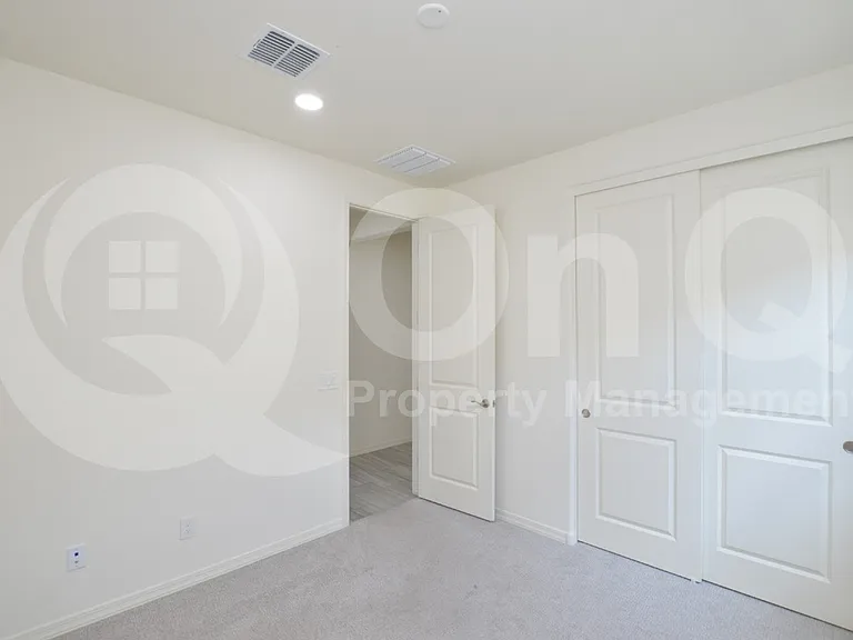 9114 S 167th Dr — Photo 12
