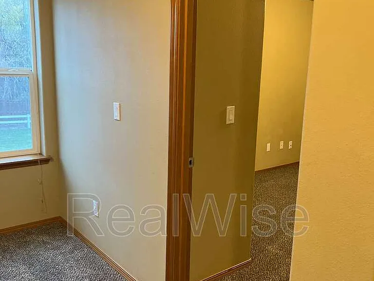 2885 SW Indian Cir — Photo 37