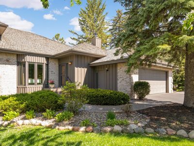 926 S Highview Cir, Mendota Heights, MN, 55118