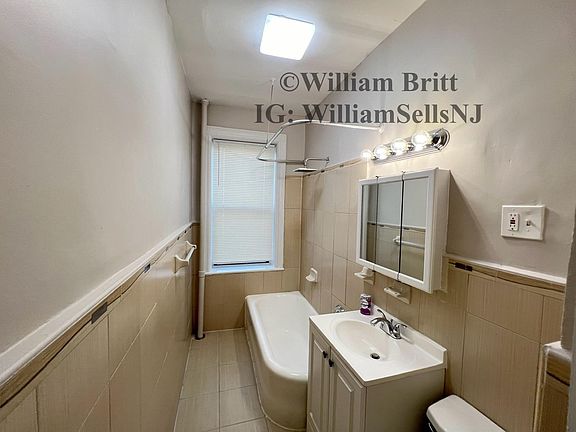 4th image of 115 Fairview Ave APT 23