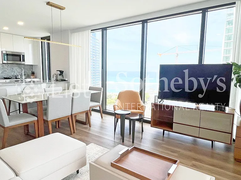 987 Queen St #2501 — Photo 3