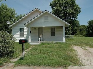 2631 Appleton Ave, Parsons, KS 67357