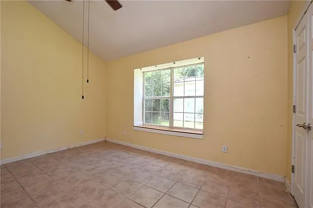 2023 Hempstead Dr — Photo 7