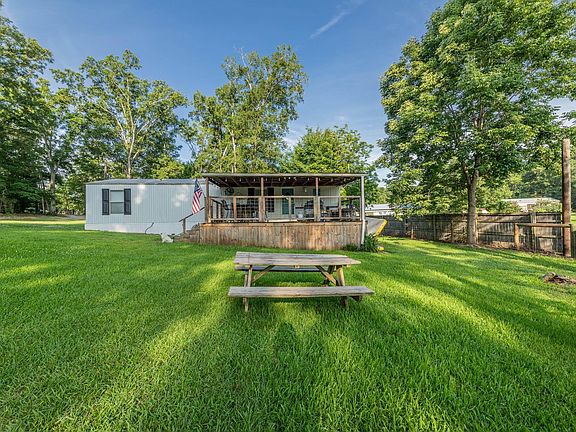 3rd image of 177 Cold Harbor Dr