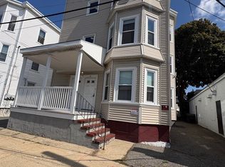3-3 Five Chatham St, Lynn, MA 01902