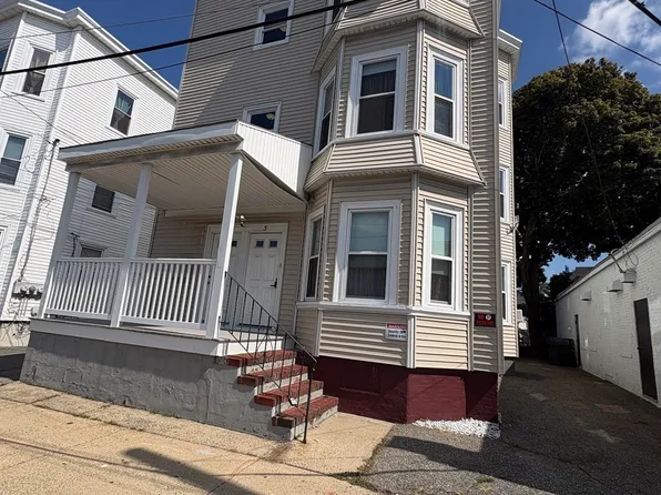 3-3 Five Chatham St, Lynn, MA 01902