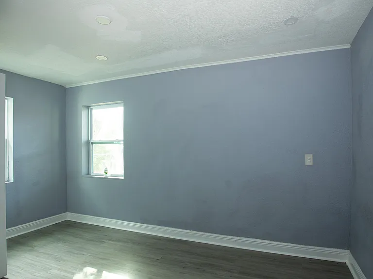 849 W 2nd St #A — Photo 19