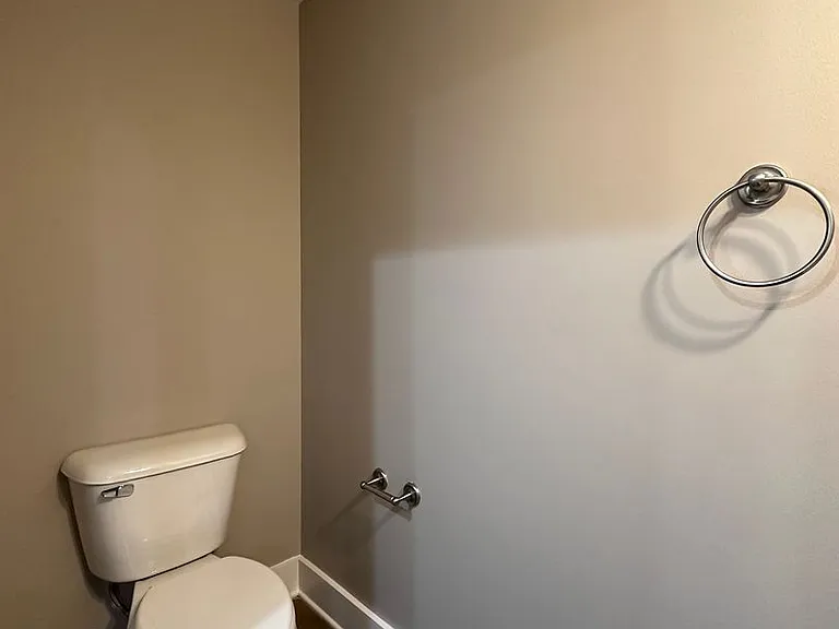 425 Sutherland View Way — Photo 18
