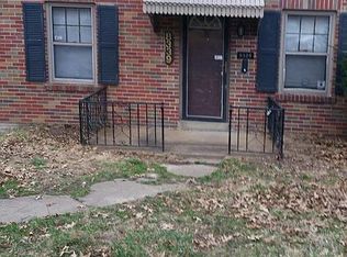 8339 Osborn Dr, Saint Louis, MO 63136