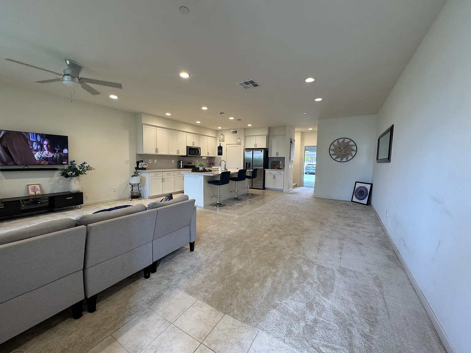 4 bed, 2.5 bath, 1990 sqft, $4,300 — Photo 4