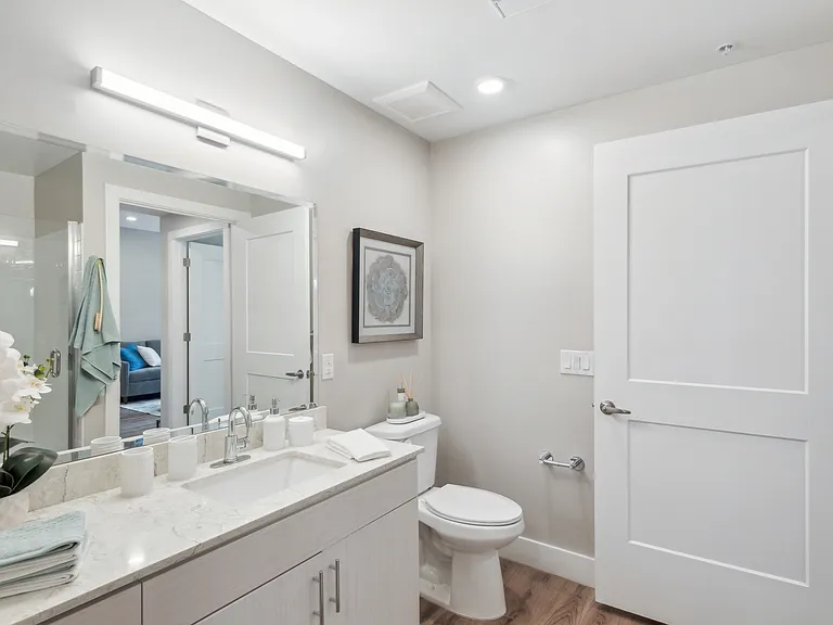 Overture North Scottsdale - 55+ Active Adult Apartment Homes — Photo 9
