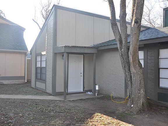 5th image of 404 Aurora Ct