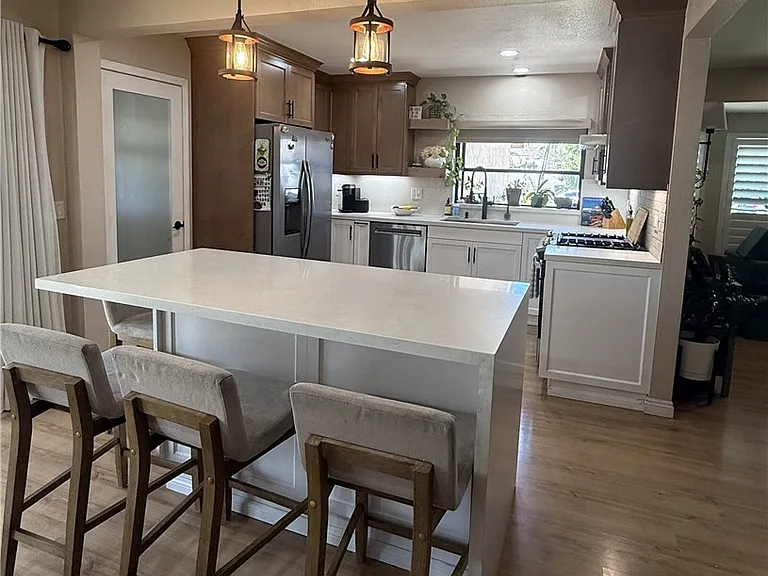 3165 Weatherby Dr — Photo 6