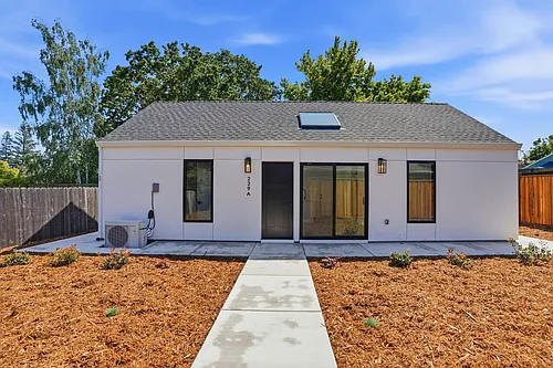229 Steven Cir Photo 1