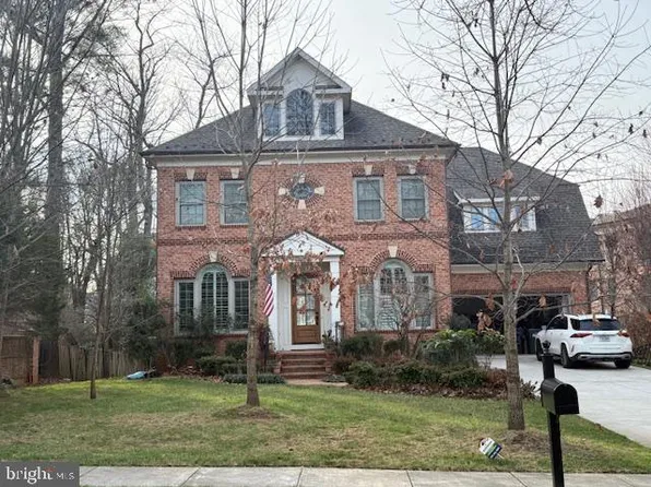 1604 Colonial Ln, Mc Lean, VA 22102