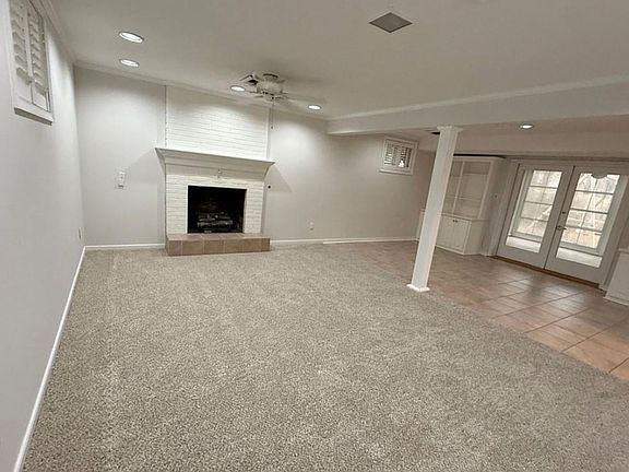 3rd image of 2406 Vollmer Rd