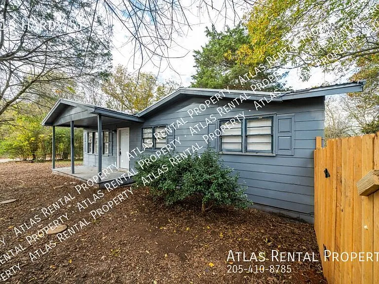 716 Hardy St — Photo 2