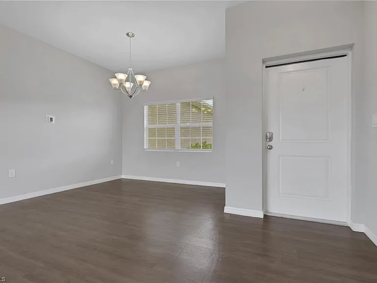 1314 NW 7th Ave — Photo 3