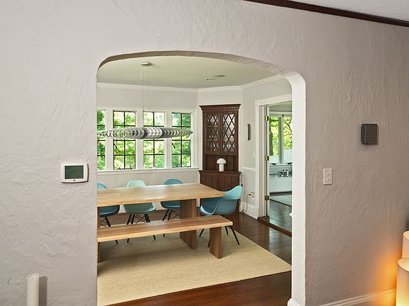 4th image of 7 Cotswold Way