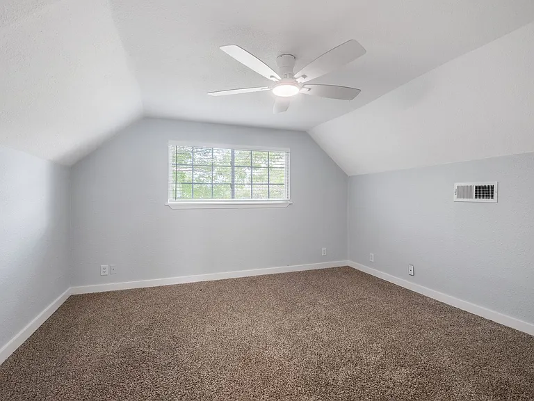 5504 Coventry Ln — Photo 15