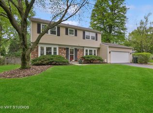 1909 Springside Dr, Naperville, IL 60565