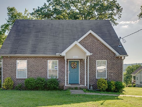 2nd image of 2804 Oakwood Ave